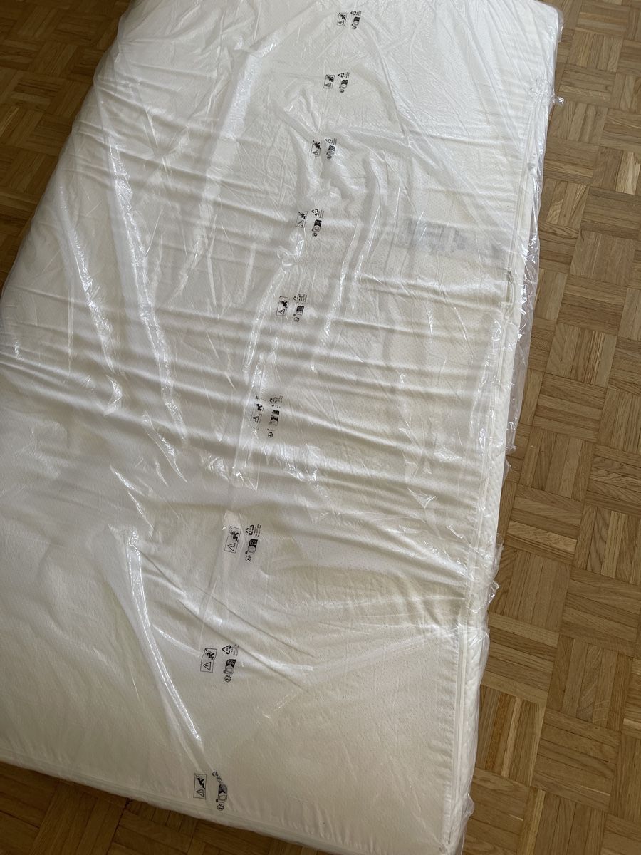 Jysk Matratzen: Topper 180x200 – Neu und originalverpackt aus Wil SG von Tironmel