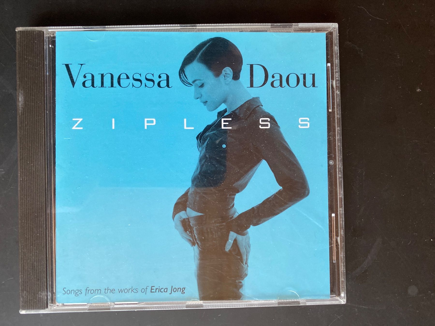 CD: Vanessa Daou - Zipless – Usato da Engelberg venduto da Delraich
