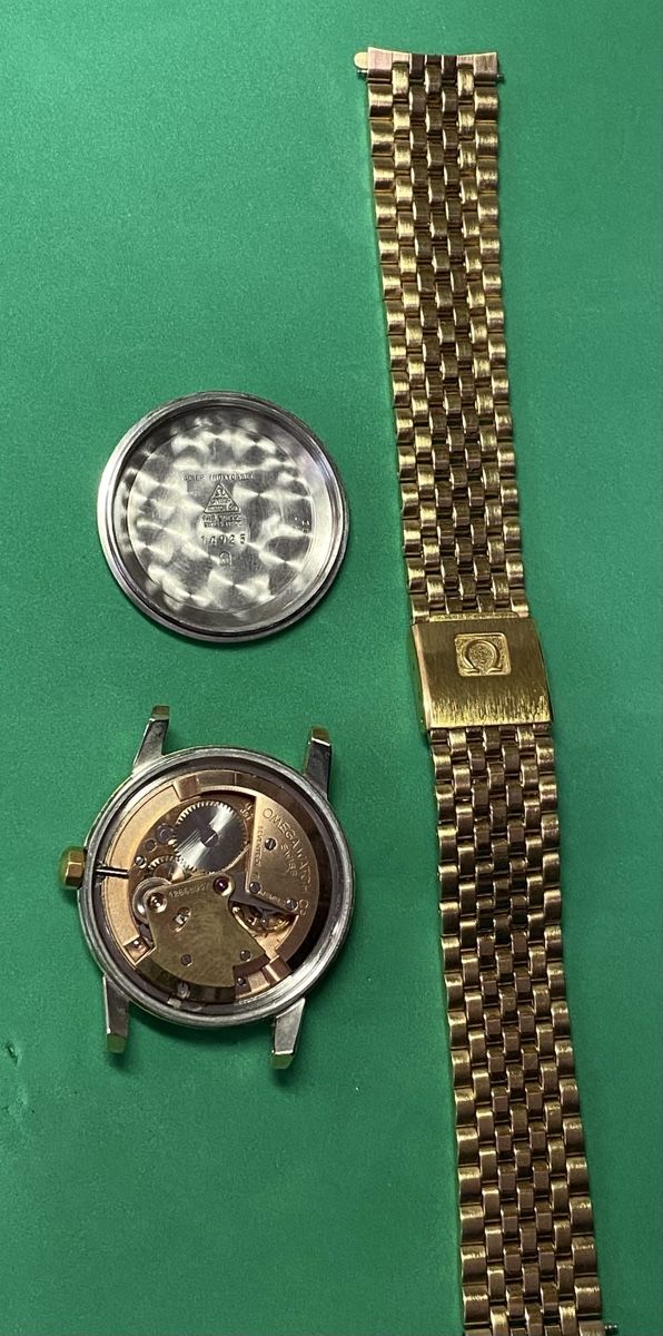 Omega Montres: Omega Bumper Automatic Vergoldete – D'occasion à Zürich par H.B.26 3