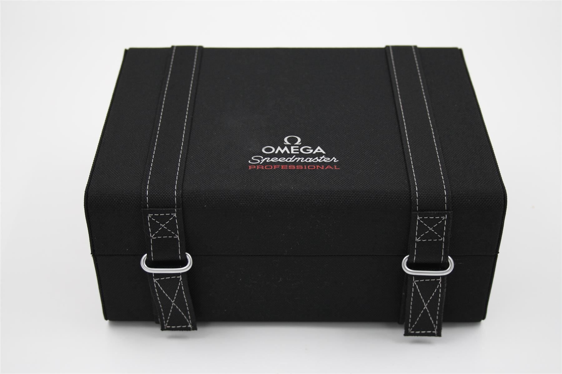 Omega Scatole porta orologi: OMEGA Speedmaster Uhrenbox (16129) – Nuovo (secondo la descrizione) da Zürich venduto da fundsachenverkauf 1