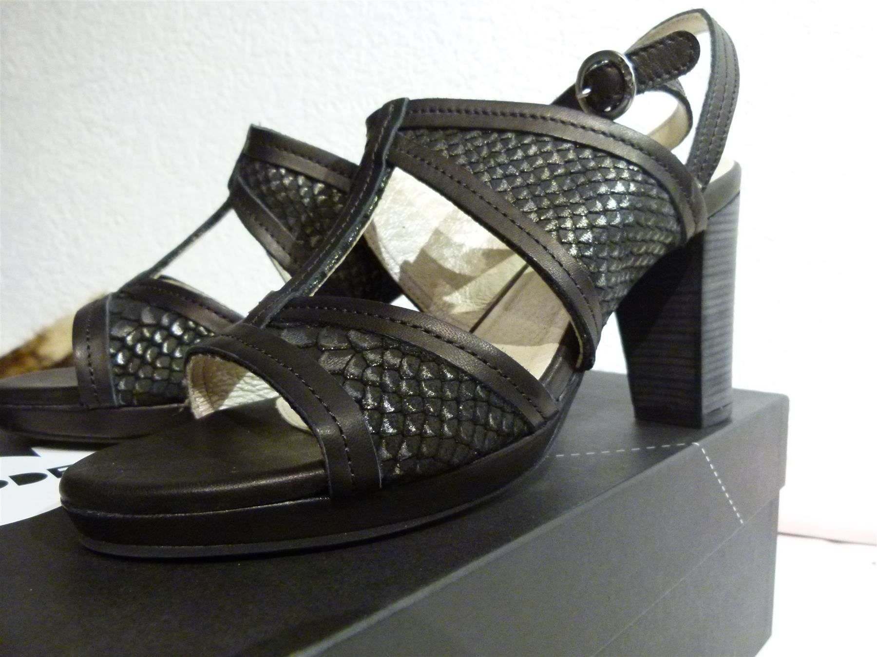 Scarpe da donna: Dkode Leder Schuhe Gr. 39 Lp:159fr. – Nuovo e nell'imballaggio originale da Uerkheim venduto da Justi.y