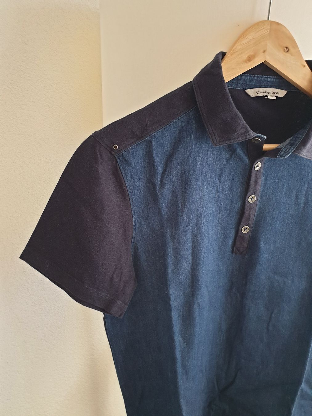 Calvin Klein Magliette Polo: Calvin Klein Men's Polo Shirt – Nuovo (secondo la descrizione) da Aigle venduto da Smagbrelle18 2