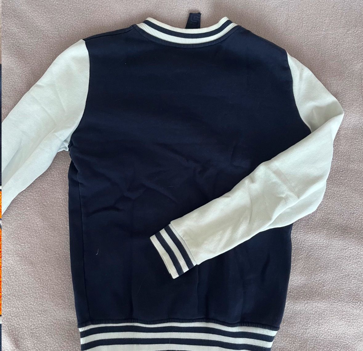 Giacche: Veste collège bleue et blanche, taille XS – Usato da  venduto da  2