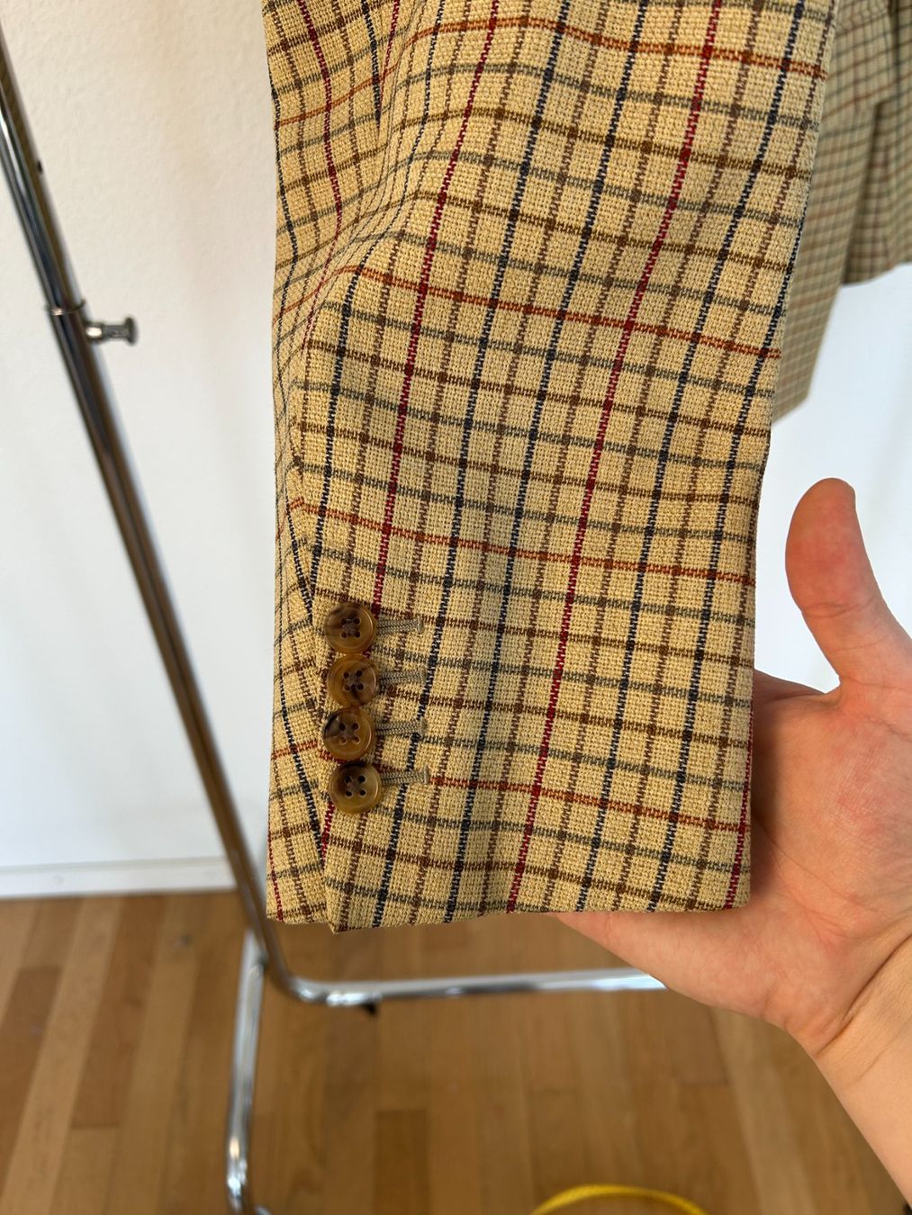 Hermès Giacche: Hermès Beige Plaid Wool Blazer – Usato da Bern venduto da kurtikobolt74 4