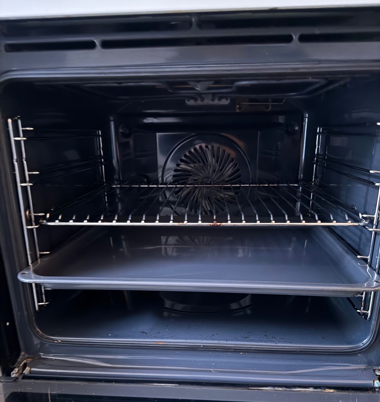 Electrolux Forni: Electrolux 55cm Backofen Glaskeramik – Usato da Kloten venduto da top2000 1