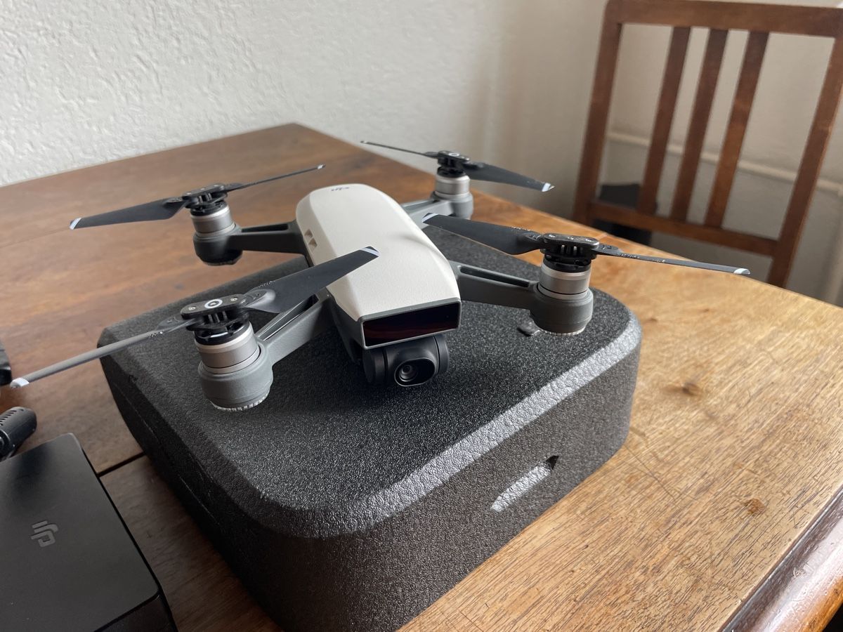 DJI Modellismo RC: DJI Spark Fly More Combo weiss mit Zubehör – Usato da Bern venduto da johnnyjohnes 1