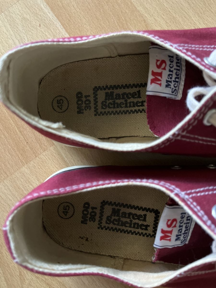 Scarpe da uomo: Schöne Canvas Sneakers Gr. 45 – Usato da Uster venduto da Arrayo 1