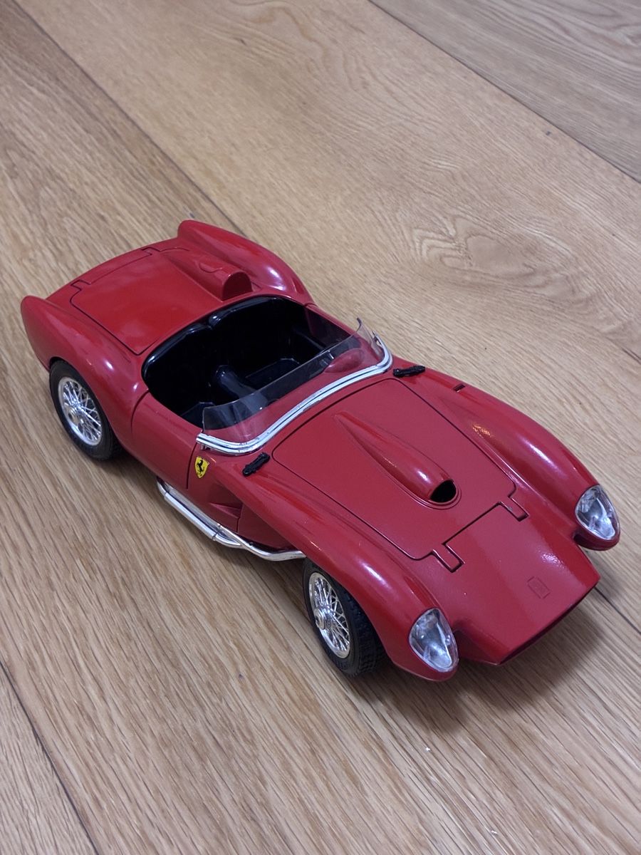Ferrari Modellini d'auto: 1957 Ferrari 250 Testa Rossa 1:18 – Usato da Montagnola venduto da ciain67 6