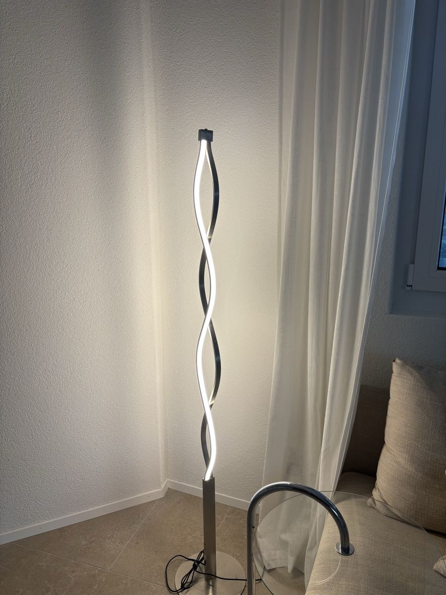Lampen: LED Stehleuchte – Gebraucht aus Zürich von car_9sdb 3