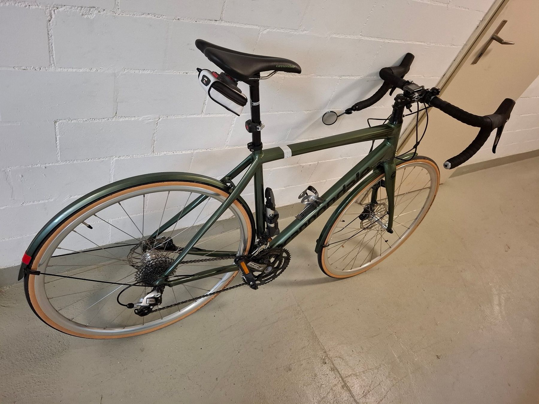 Cannondale Velos: Cannondale SYNAPSE Sram Rival Disc Adventure – Gebraucht aus Widen von Mike0021 1