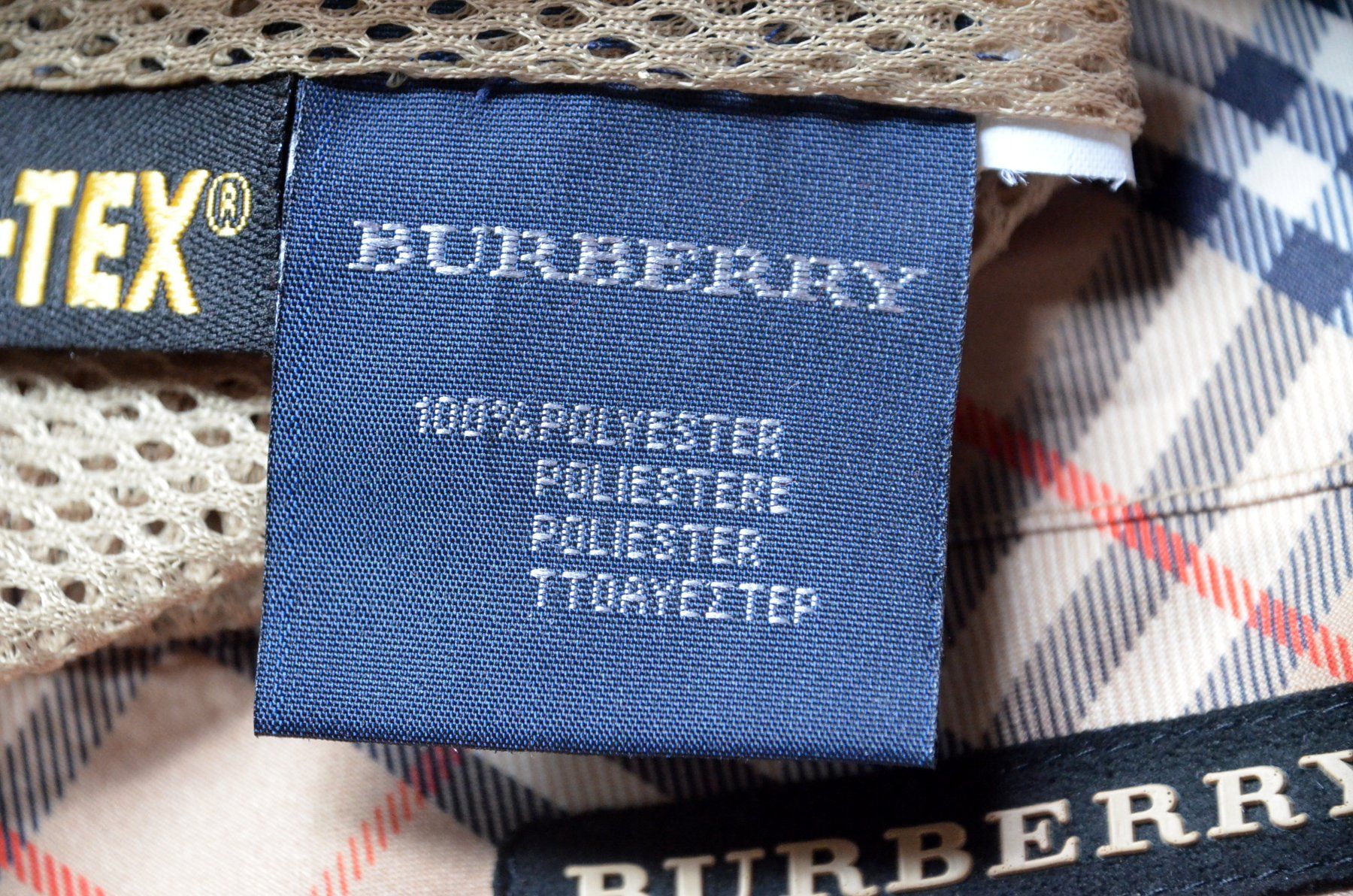 Burberry Pantaloni: Burberry Hose / pantalon 3/4 .S – Usato da Collonges venduto da arashee 6