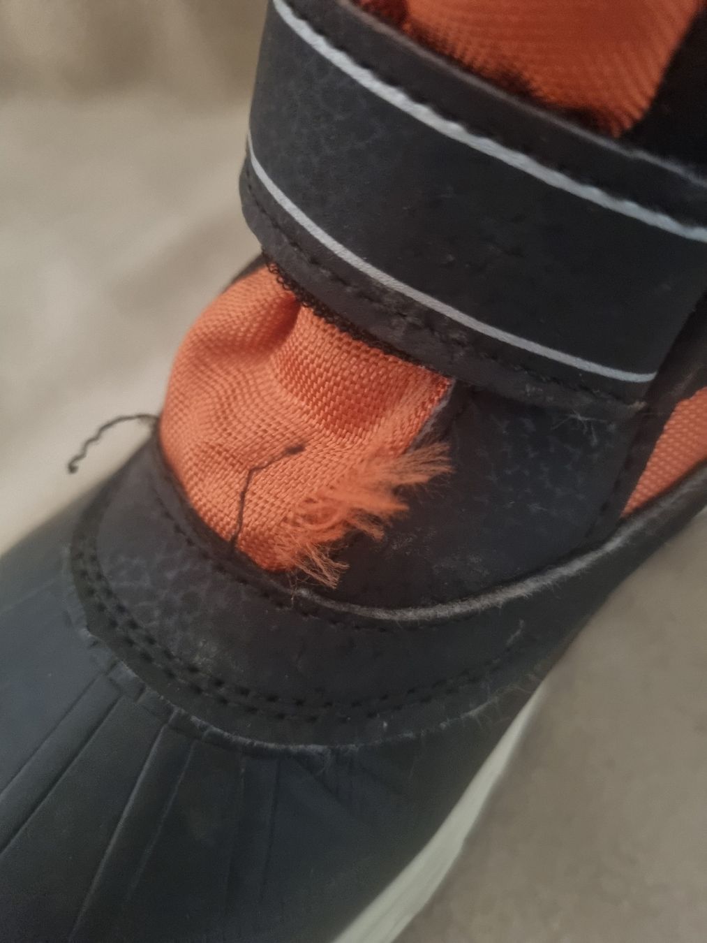 Schuhe für Jungen: winterschuh gr 33 – Gebraucht aus Rümlang von Franny93 2