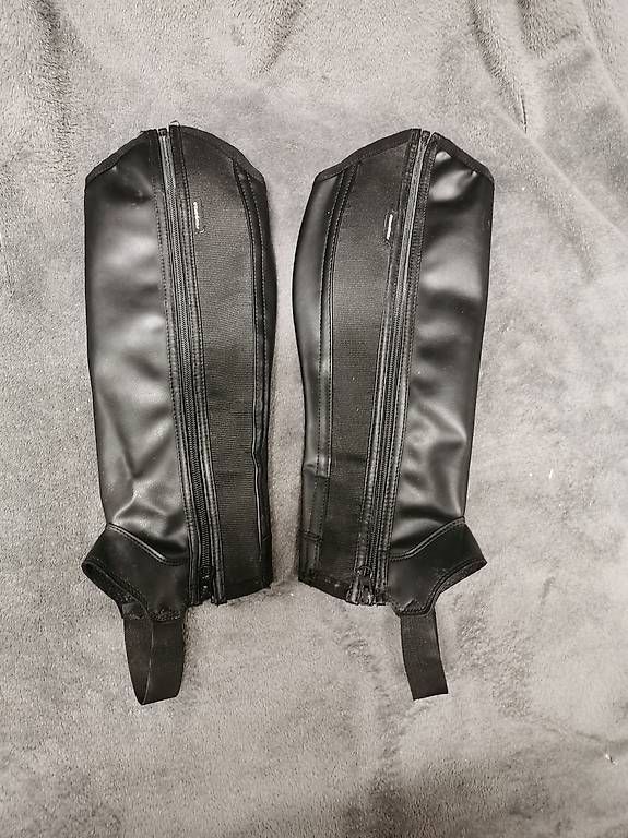 Jambières & Bandages: Fouganza Chaps – D'occasion à Glattbrugg par bernedom