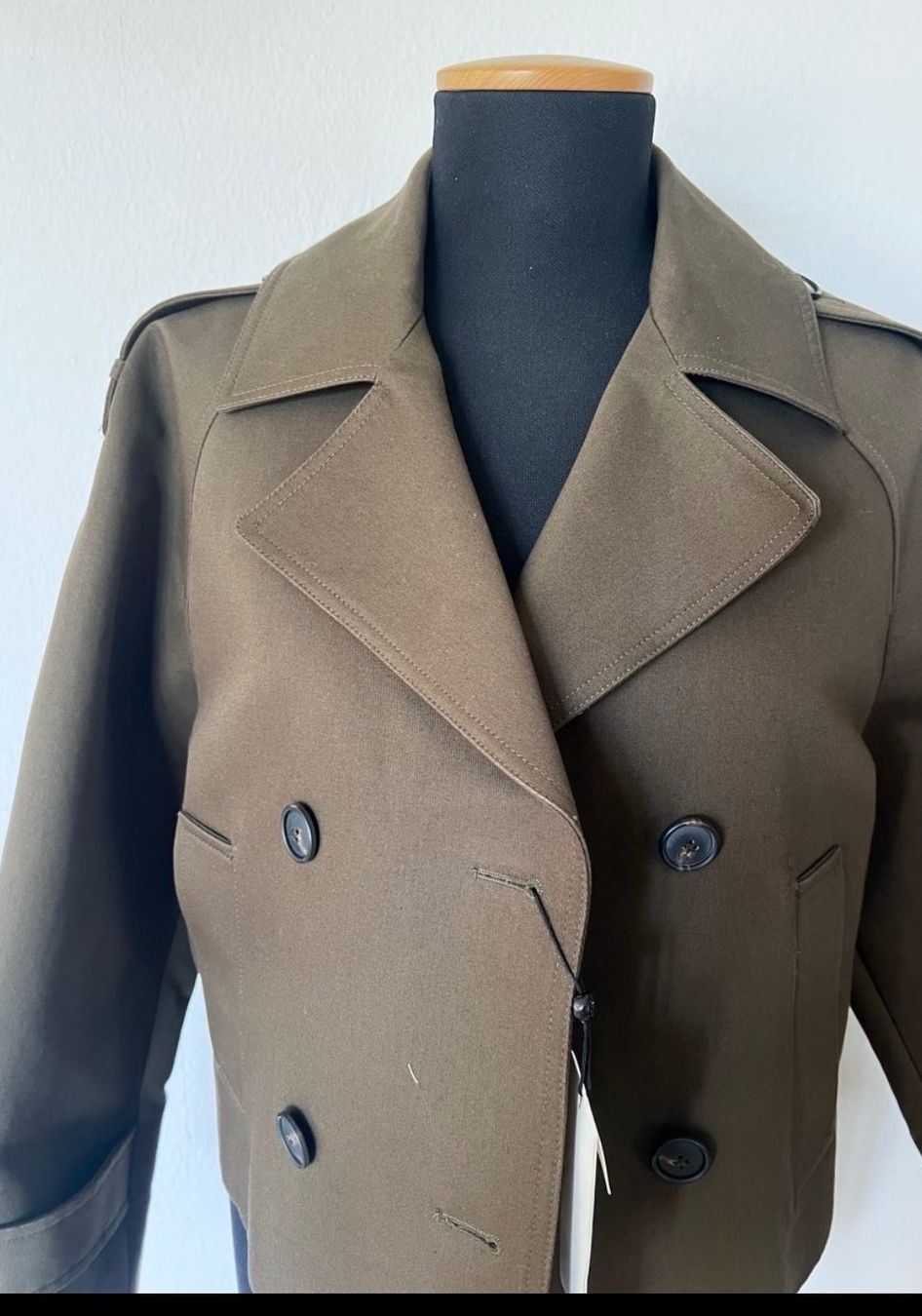 Massimo Dutti Jacken: MASSIMO DUTTI Double-Breasted Cropped Trench Coat – Neu (gemäss Beschreibung) aus Erlenbach ZH von sha_l62j 1