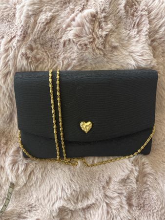 Elegante Clutch/ Abendtasche schwarz mit Goldkette ❤️