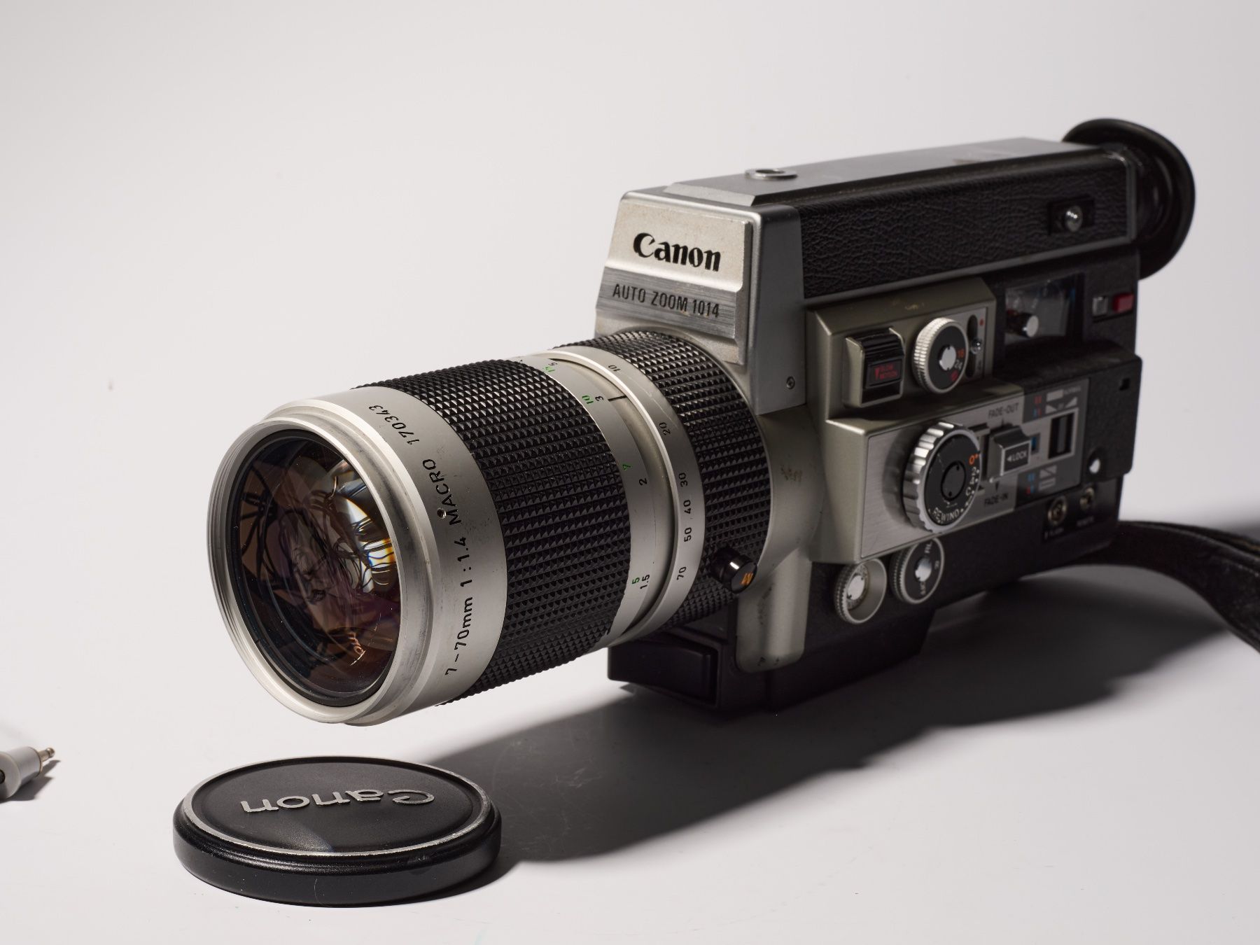 Canon Fotocamera: Canon Auto Zoom 1014 Electronic Super 8 Cine Camera – Usato da Zürich venduto da patrickroppel 5