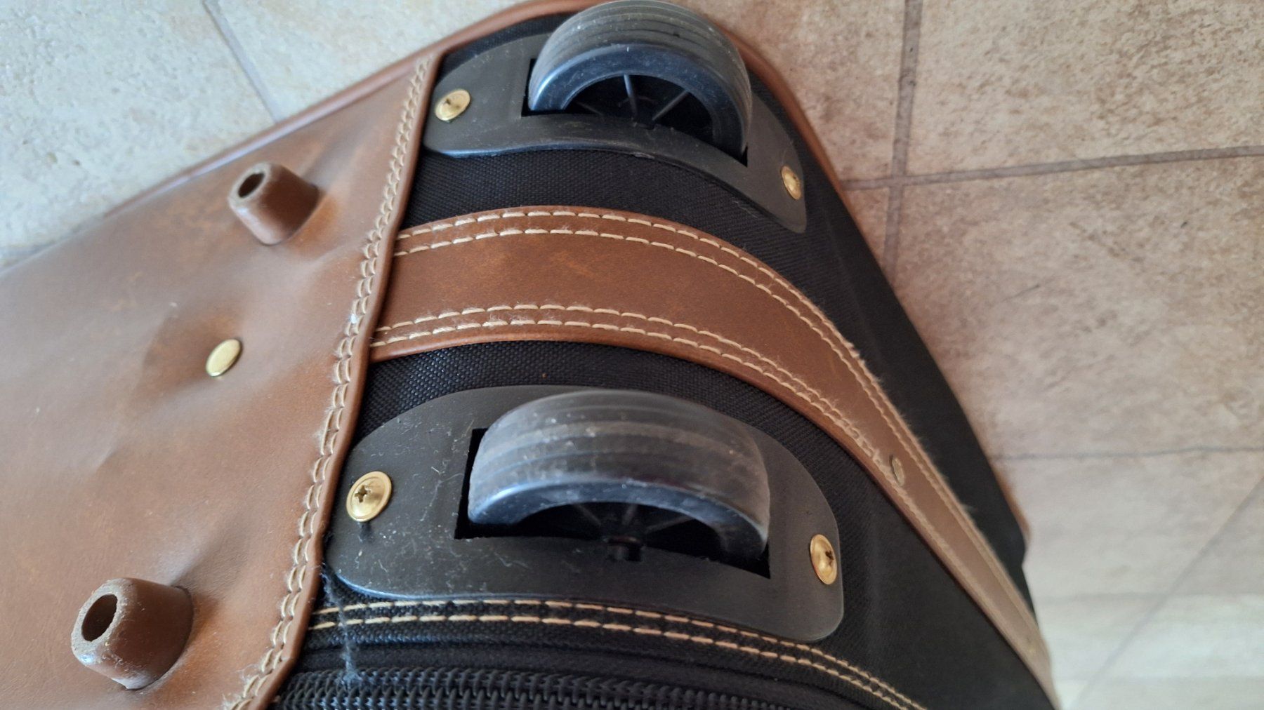 Valigie: Reise- Koffer , "Rondell" blau /braun ,2 Rollen – Usato da Dornach venduto da majo8689 7