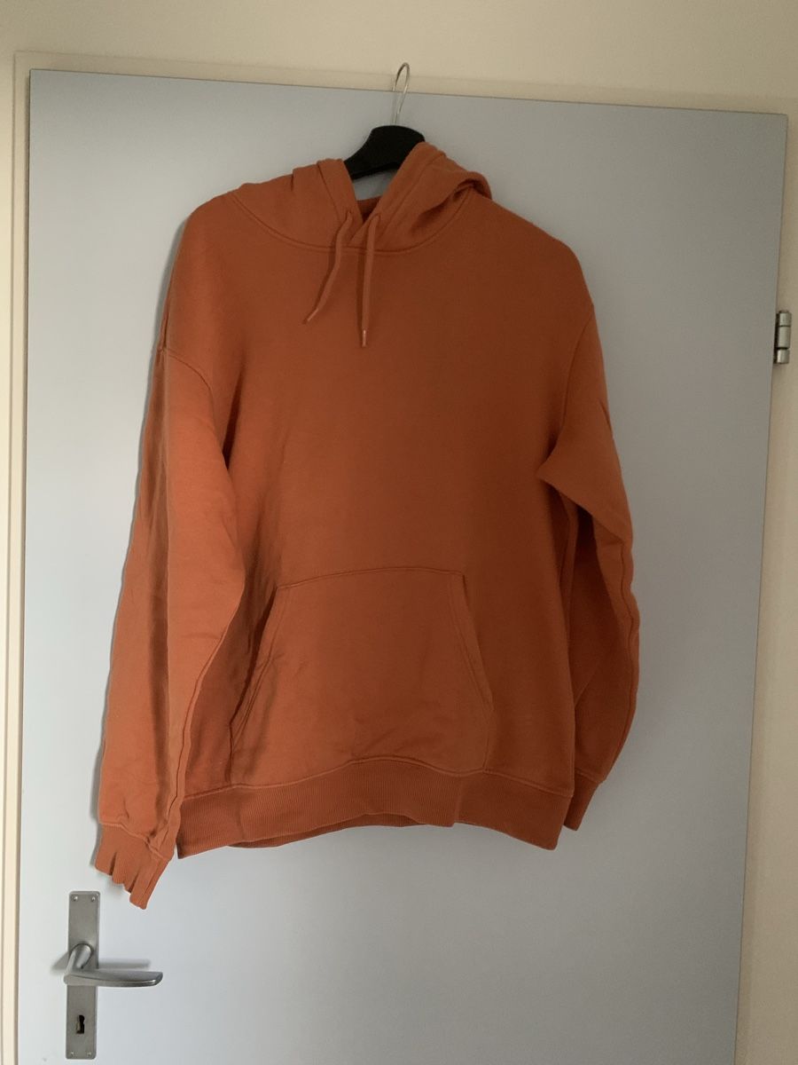 Pullover & Sweatshirts: Kapuzenpullover orange Grösse L gebraucht – Gebraucht aus Hellbühl von Michi_Schmid99