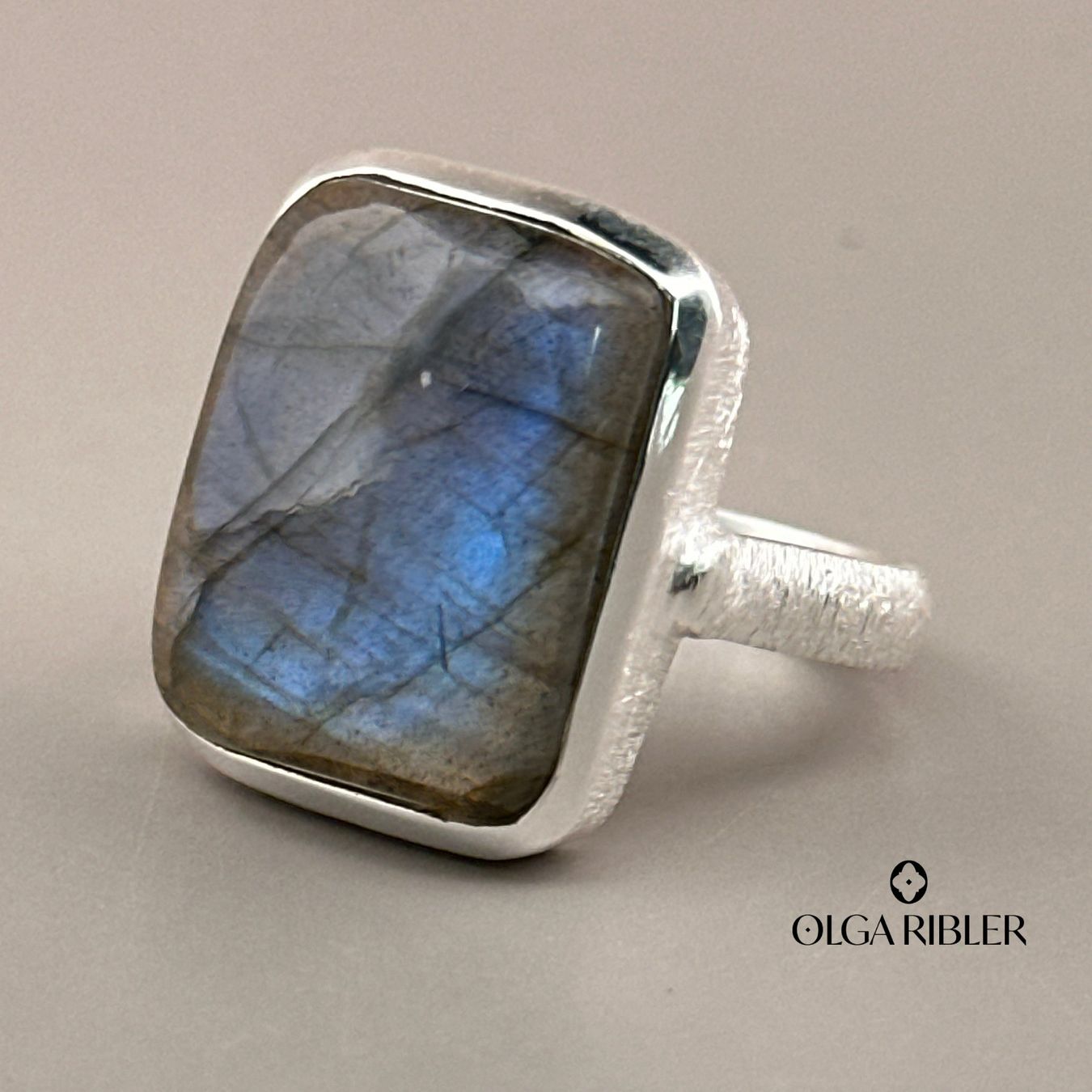 Olga Ribler Anelli: Unikate Silber Ring 925 mit Labradorit Grösse 61 – Nuovo (secondo la descrizione) da Luzern venduto da Schmuckoutlet 7