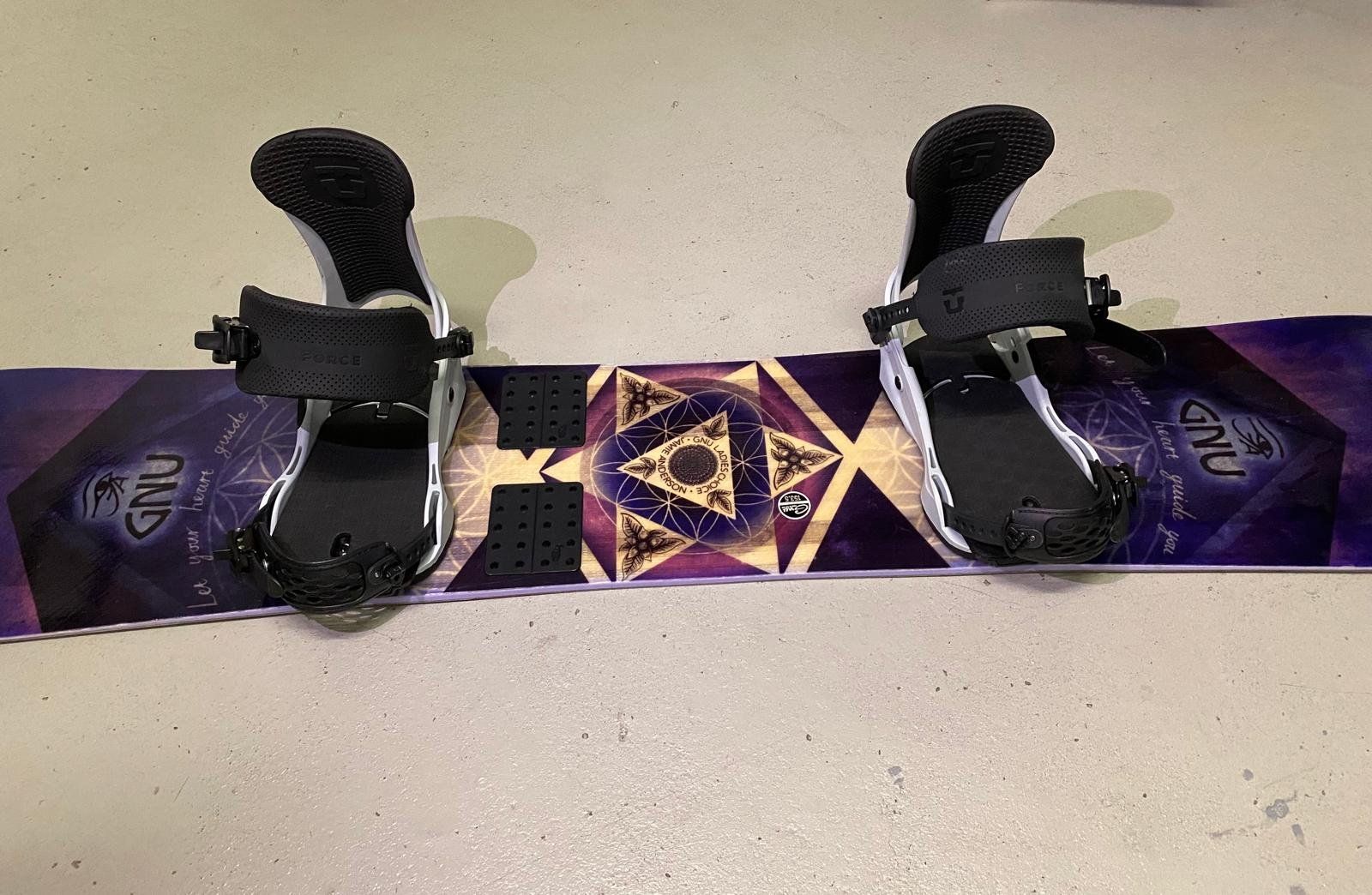 Boards: Gnu Asym Ladies Choice C2X Snowboard – Gebraucht aus Niederglatt ZH von Flaevilein 1