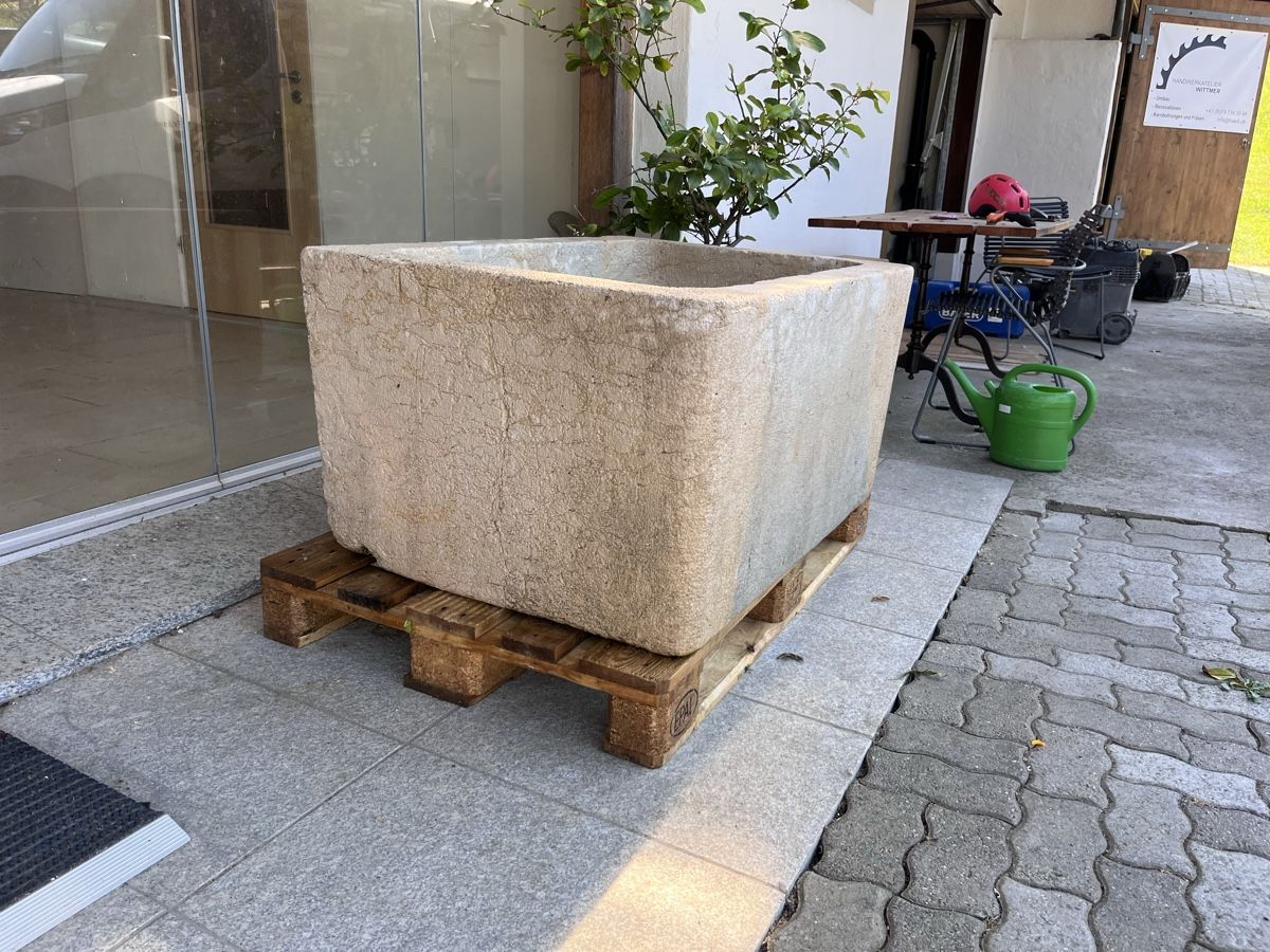 Stagni & Fontane ornamentali: Natursteinbrunnen Jurakalk – Usato da stüsslingen venduto da sime91