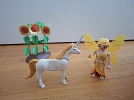 PLAYMOBIL Fee mit Einhorn und Sonnemblumen