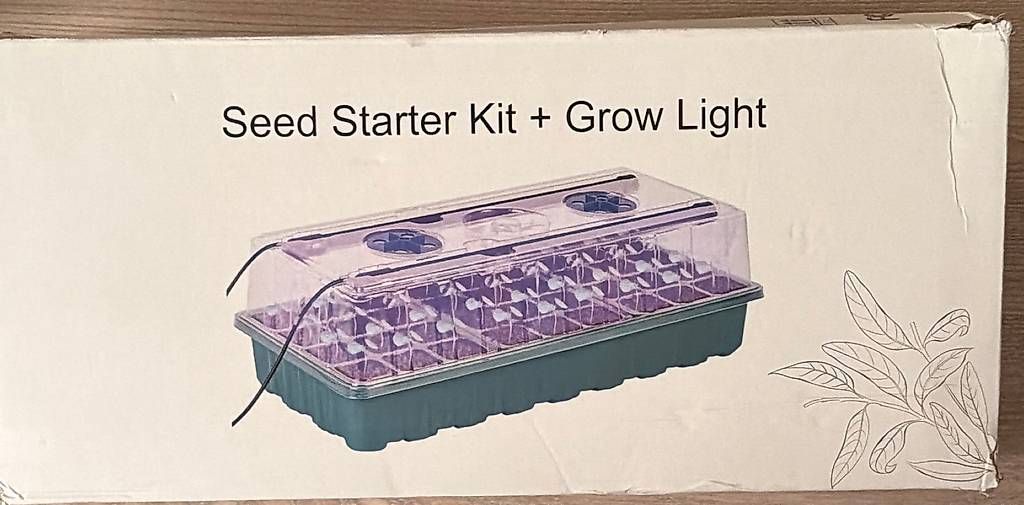 Lampade: Seed Starter Kit + Grow Light -Fixpreis  – Usato da St. Gallen venduto da Sakaryalibirol