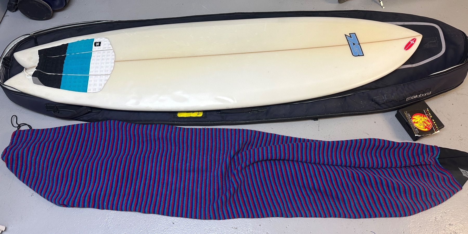 Surfboards & Schwimmbrette: Surfboard Superfish – Gebraucht aus Safenwil von Mlounge