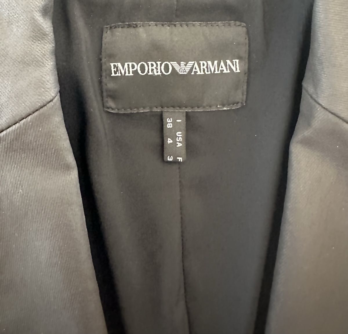 Armani Vestes: Blazer Emporio – D'occasion à Bolken par viv_52qx 4