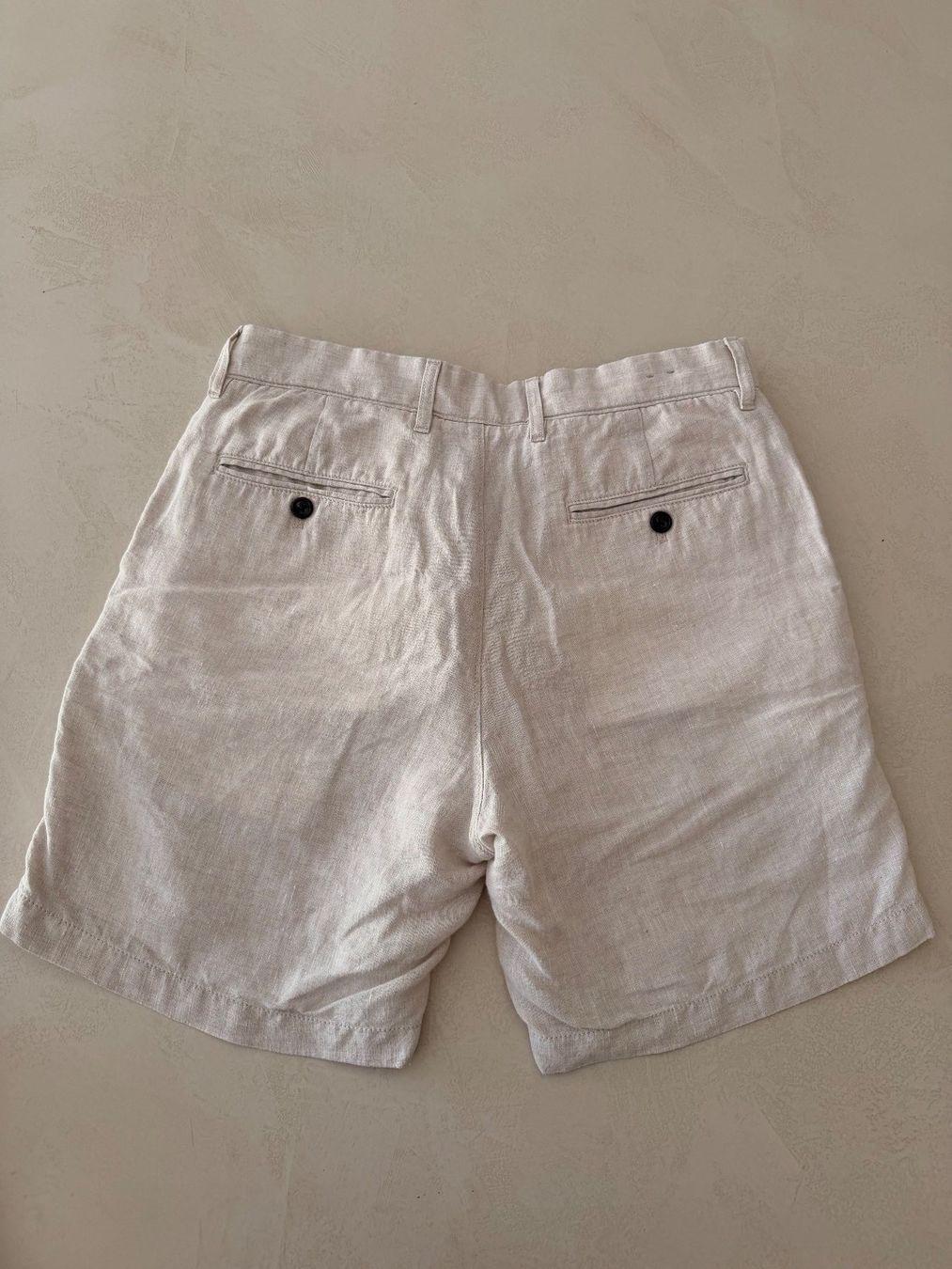J.Crew Pantaloni: J Crew Leinen Shorts – Usato da Chambésy venduto da rob_gl27 2