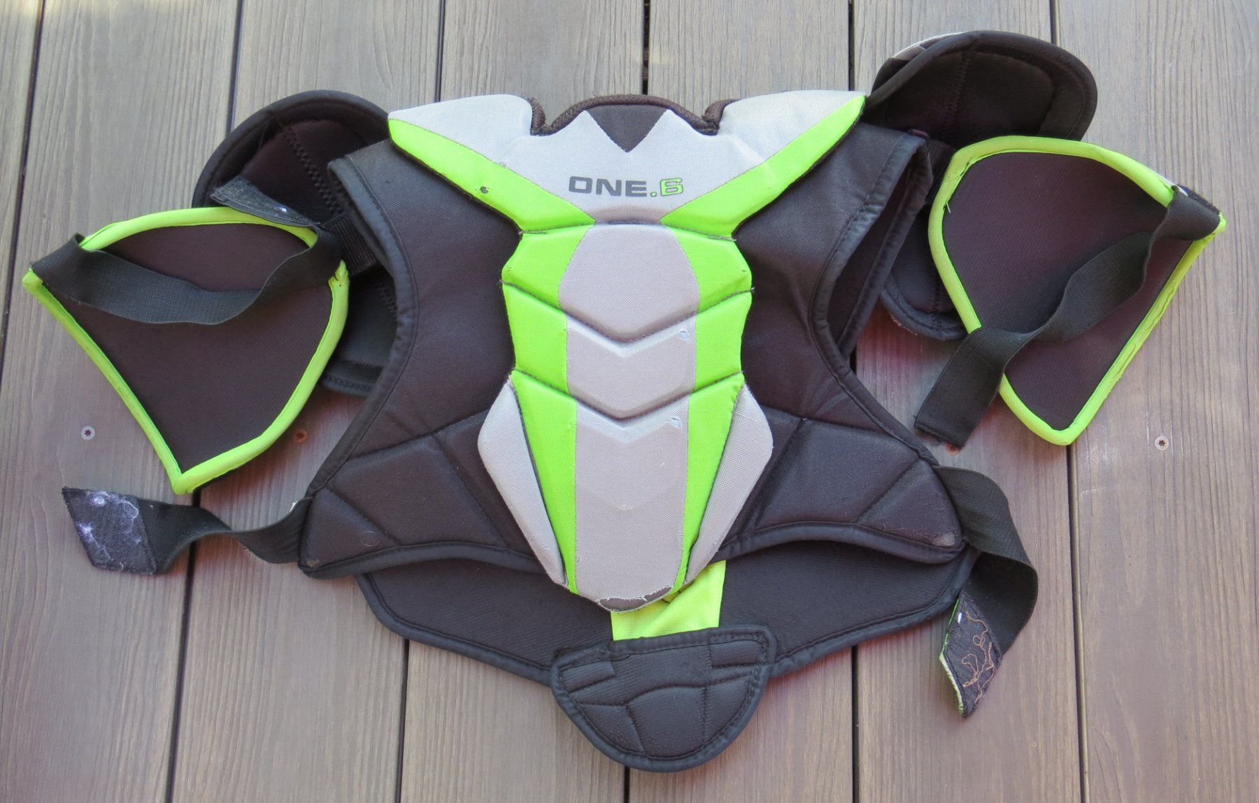 Bauer Protections: BAUER One.6 Schulterschutz JR – D'occasion à Langenthal par Steinadler129 4