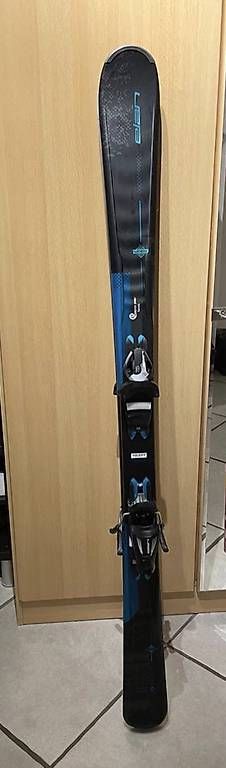 Elan Sci: Elan Black Magic 146 lightskiing mit Bindung – Nuovo (secondo la descrizione) da Zug venduto da Fyz.