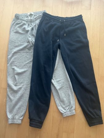 2 Jogginghosen grau und dunkelblau Grösse S