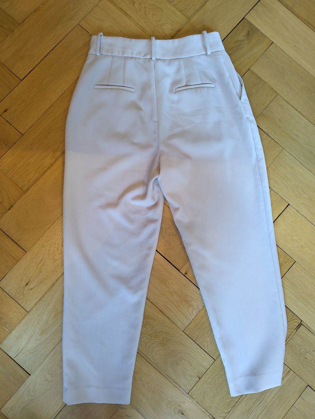 Zara Pantaloni: Stoffhose – Usato da Bern venduto da Linii 2