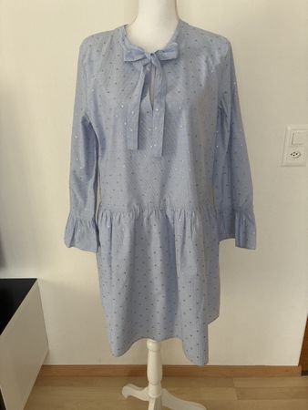 Kleid M