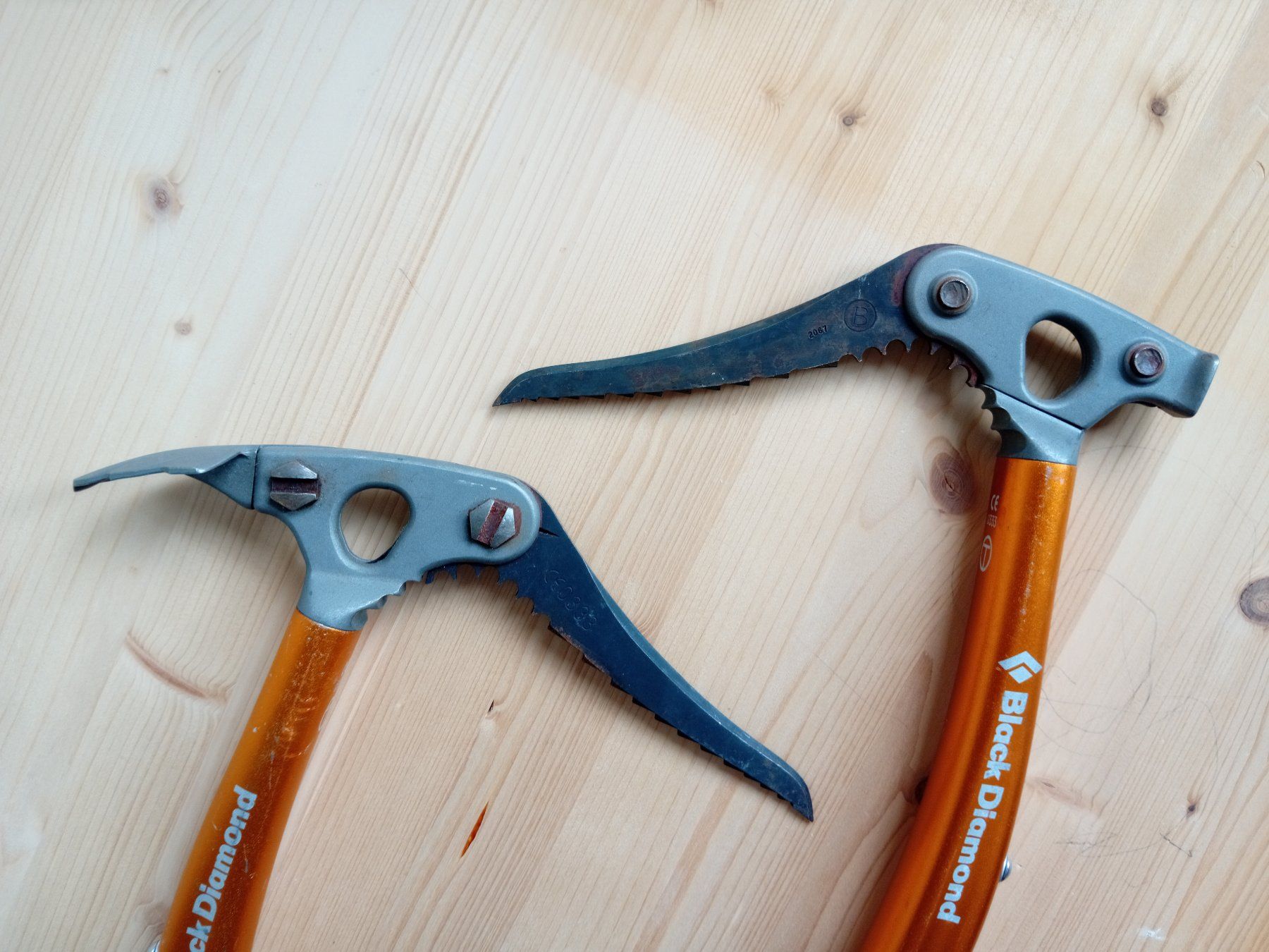 Black Diamond Kletterausrüstungen: 2x Black Diamond Viper Eisgeräte Eispickel – Gebraucht aus Bern von wra_6px8 2