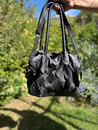 Umhängetasche schwarz , Leder