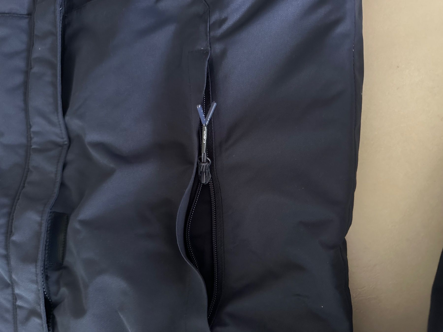 CMP Jacken: CMP Winterjacke Grosse 40 – Neu (gemäss Beschreibung) aus Alpnach Dorf von ljusja 1