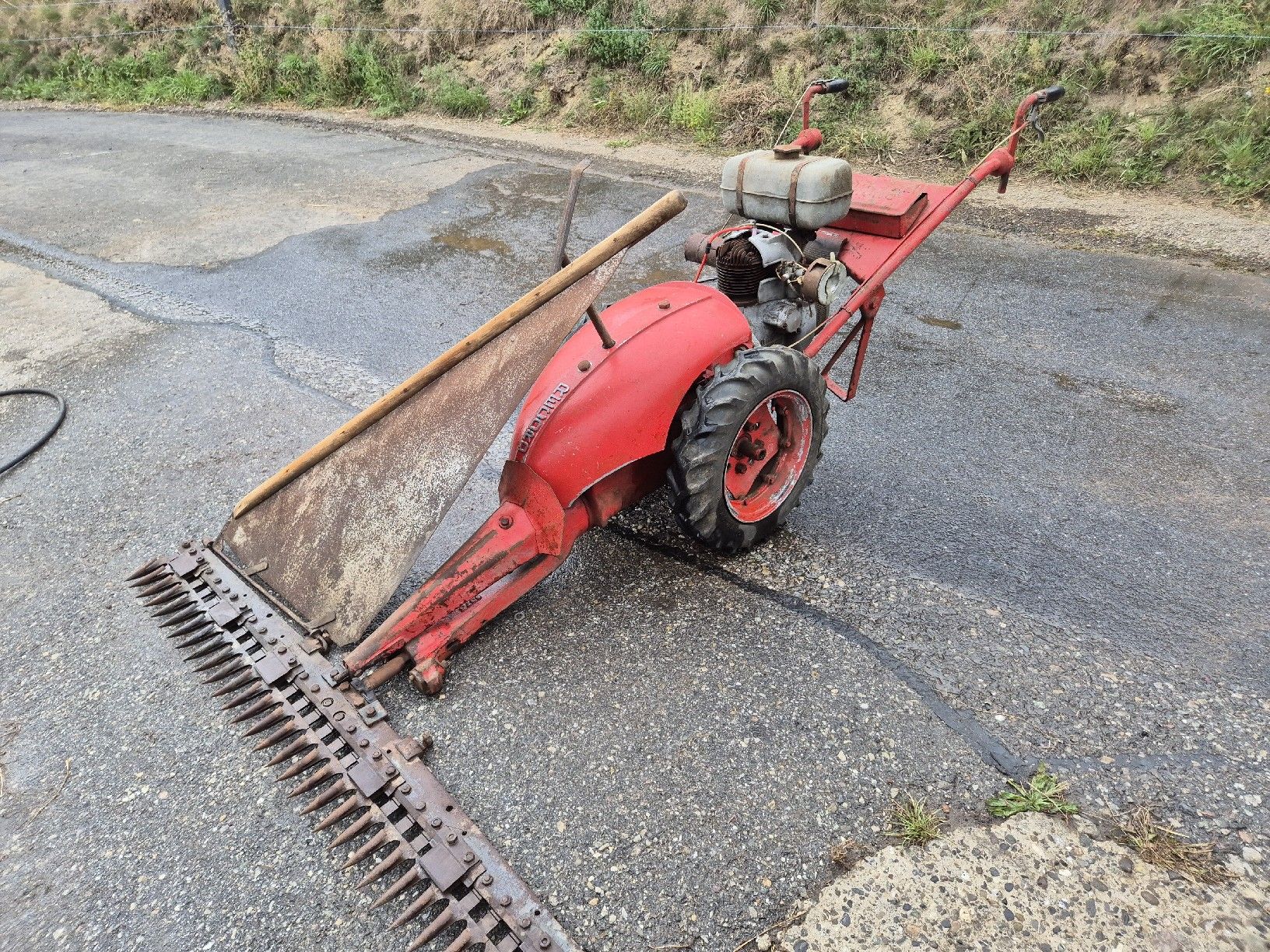 Bucher Toutes les machines: Bucher Record – D'occasion à Bigenthal par Hof180