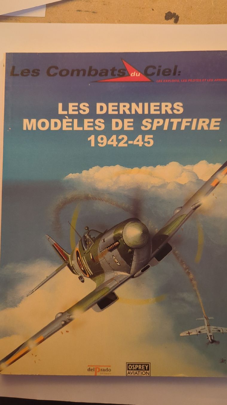 Libri: Les Derniers Modèles Spitfire – Usato da Gland venduto da Crick1001