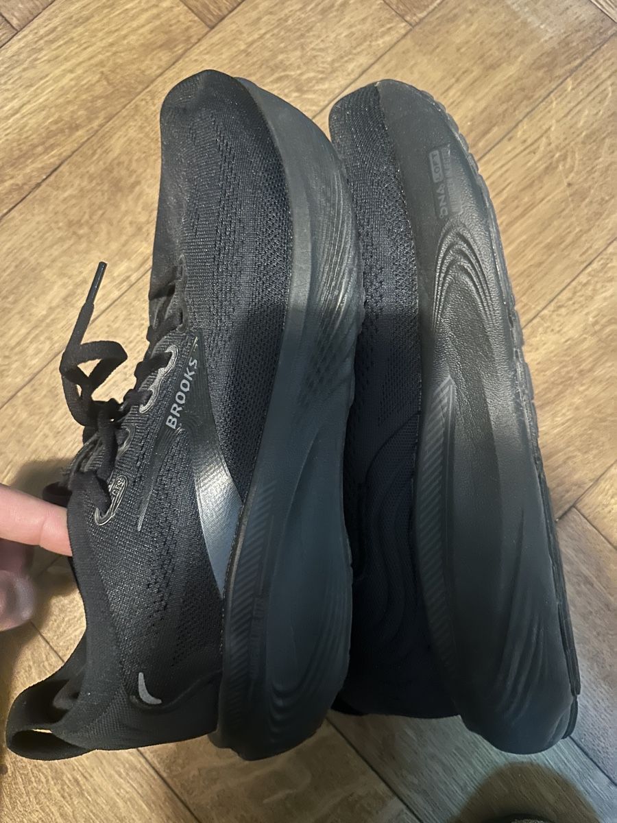 Brooks Scarpe da uomo: Brooks running shoe wide 44,5 – Nuovo (secondo la descrizione) da bern venduto da kevinschmidbern 1