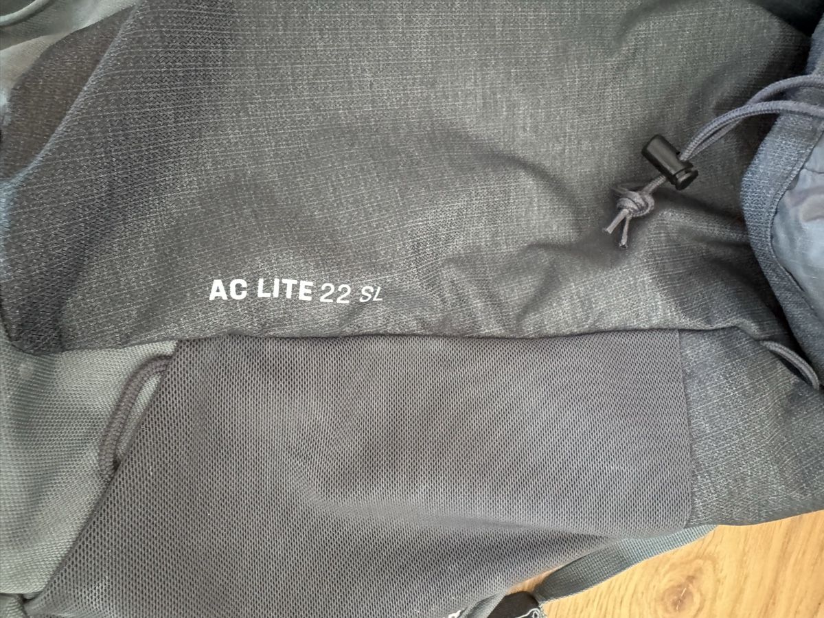 Deuter Zaini: Rucksack Deuter AC Lite 22 SL wmn – Usato da Basel venduto da snowkati 4
