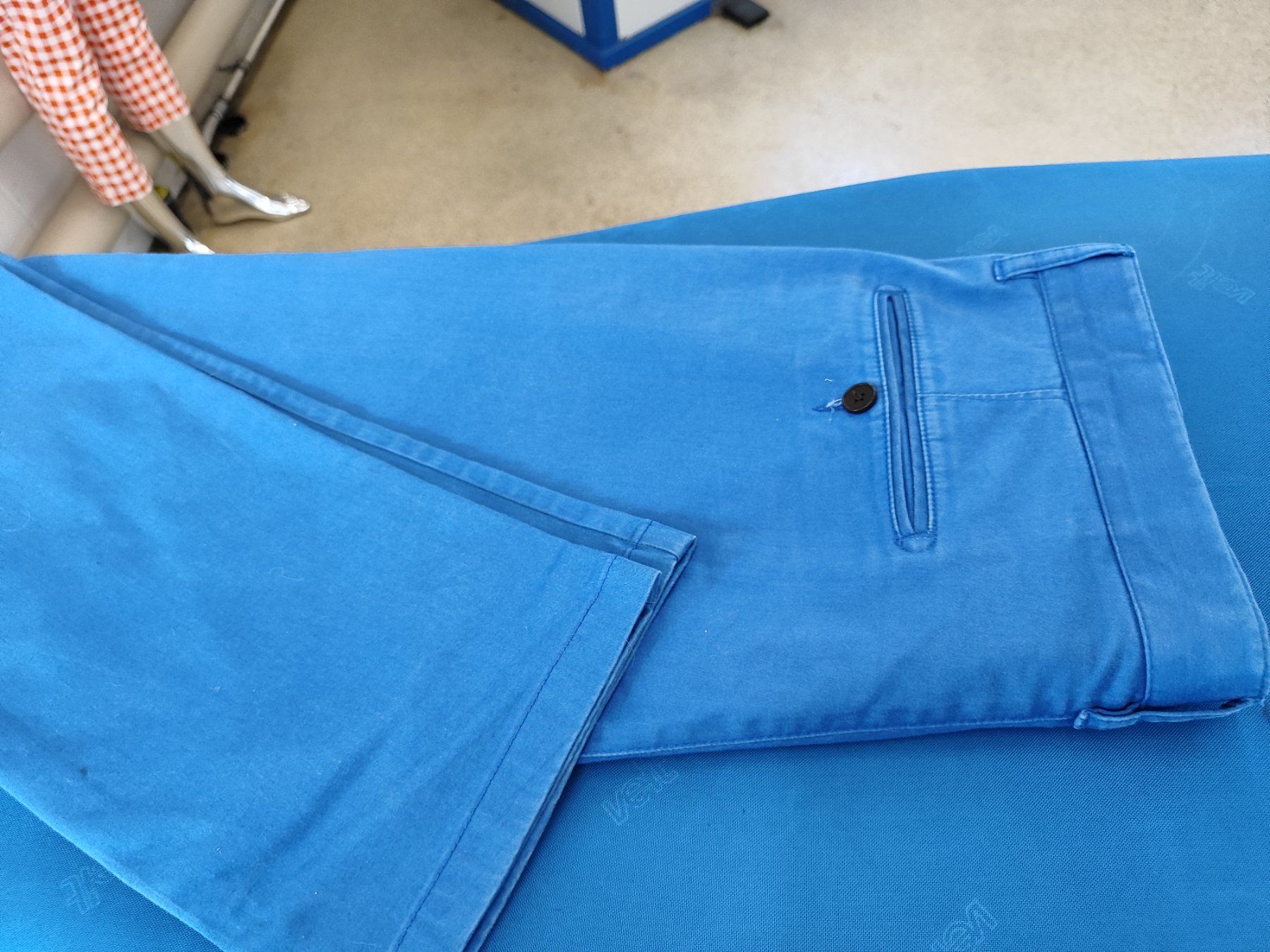 Pantaloni: Herren Hose GR 54 – Usato da Langnau am Albis venduto da Judithsebi 3