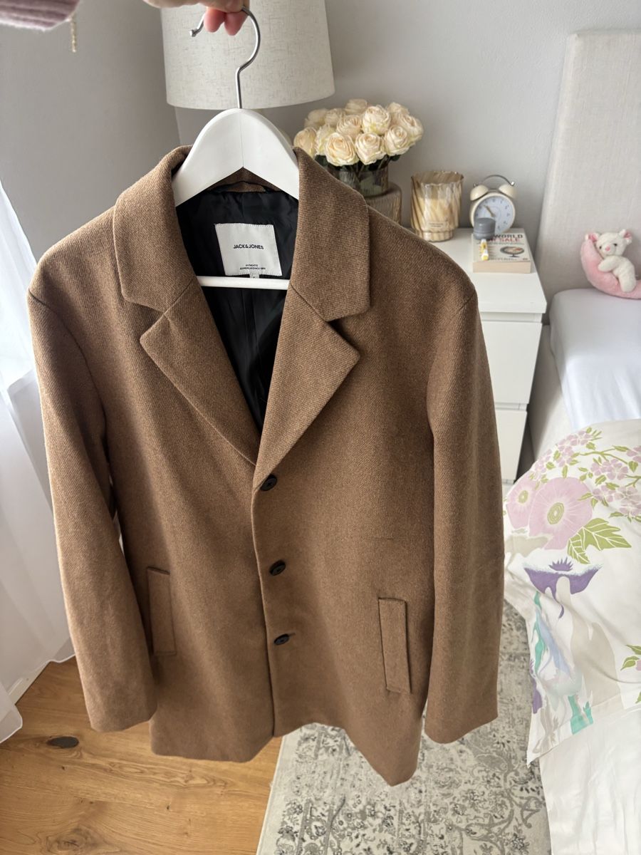 Cappotti: NEW - Brown Classic Coat NP: 90.- – Nuovo (secondo la descrizione) da Zürich venduto da red_vn2j 2