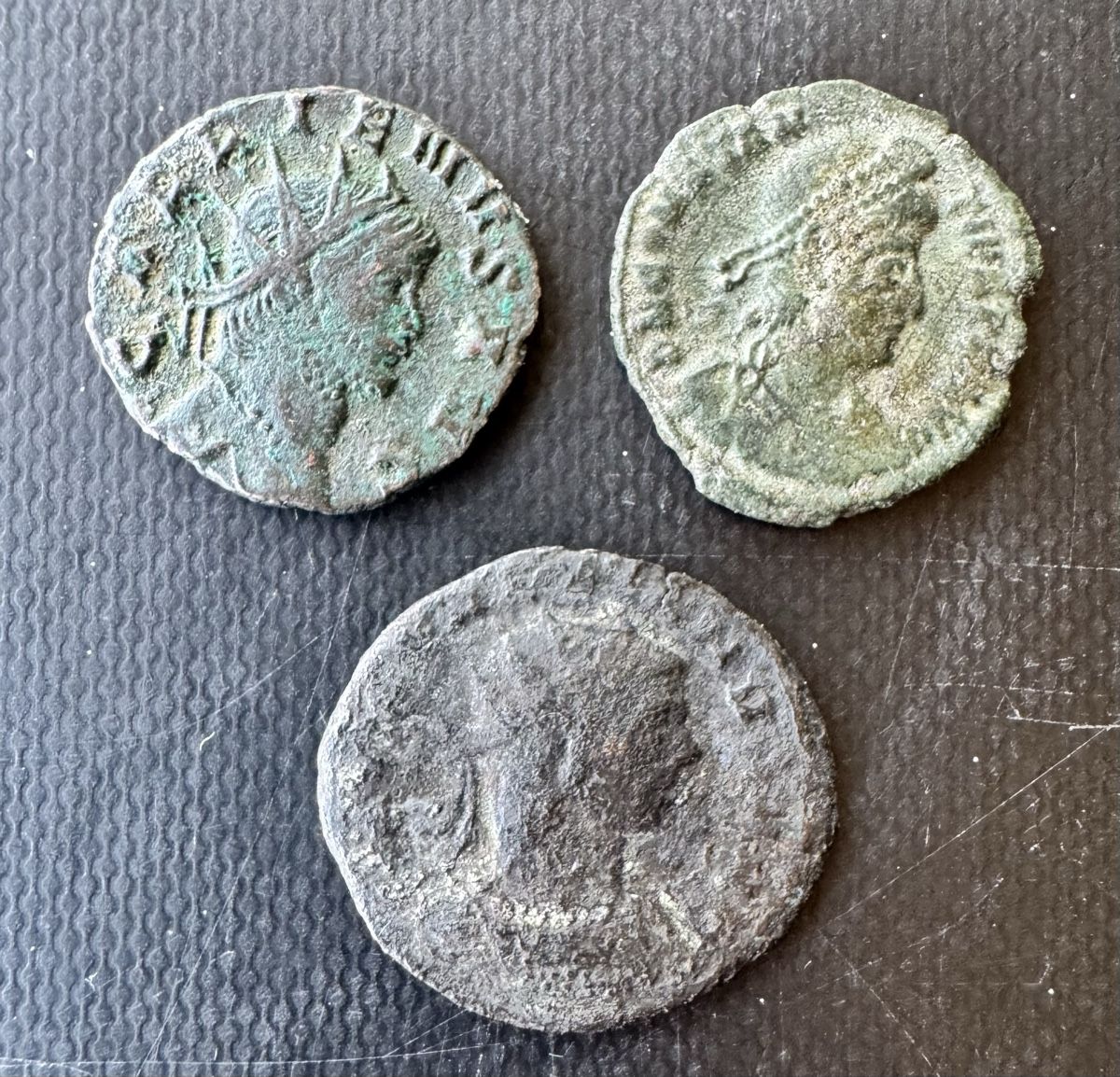 Alle Münzen: 3 Römische Münzen  – Gebraucht aus Meilen von coins4sale