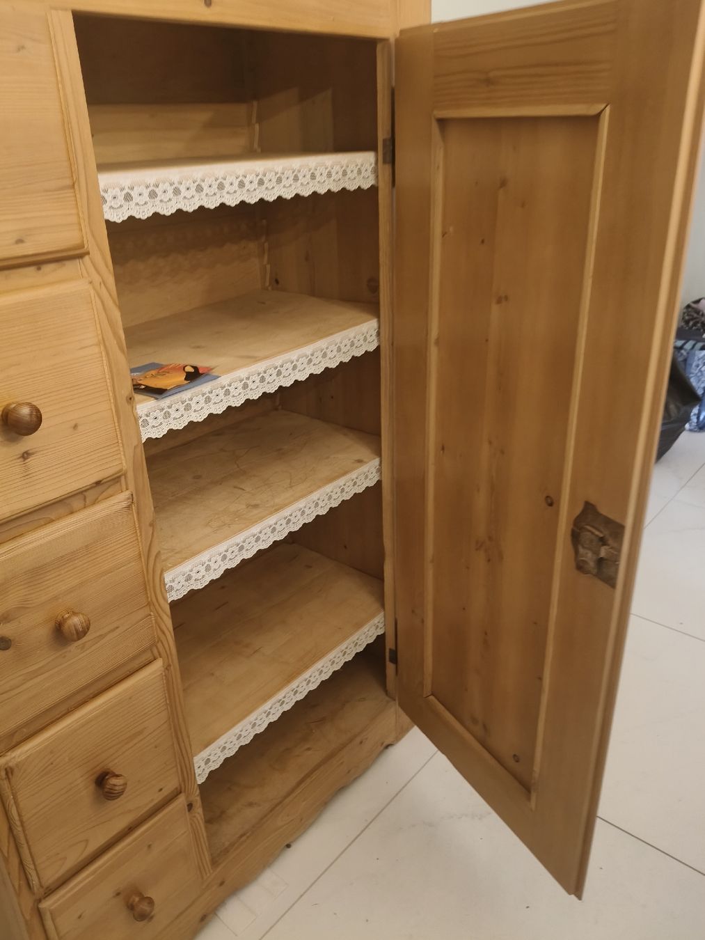 Schränke: Bauernschrank Massivholz – Gebraucht aus Zwingen von inf_2blh 2