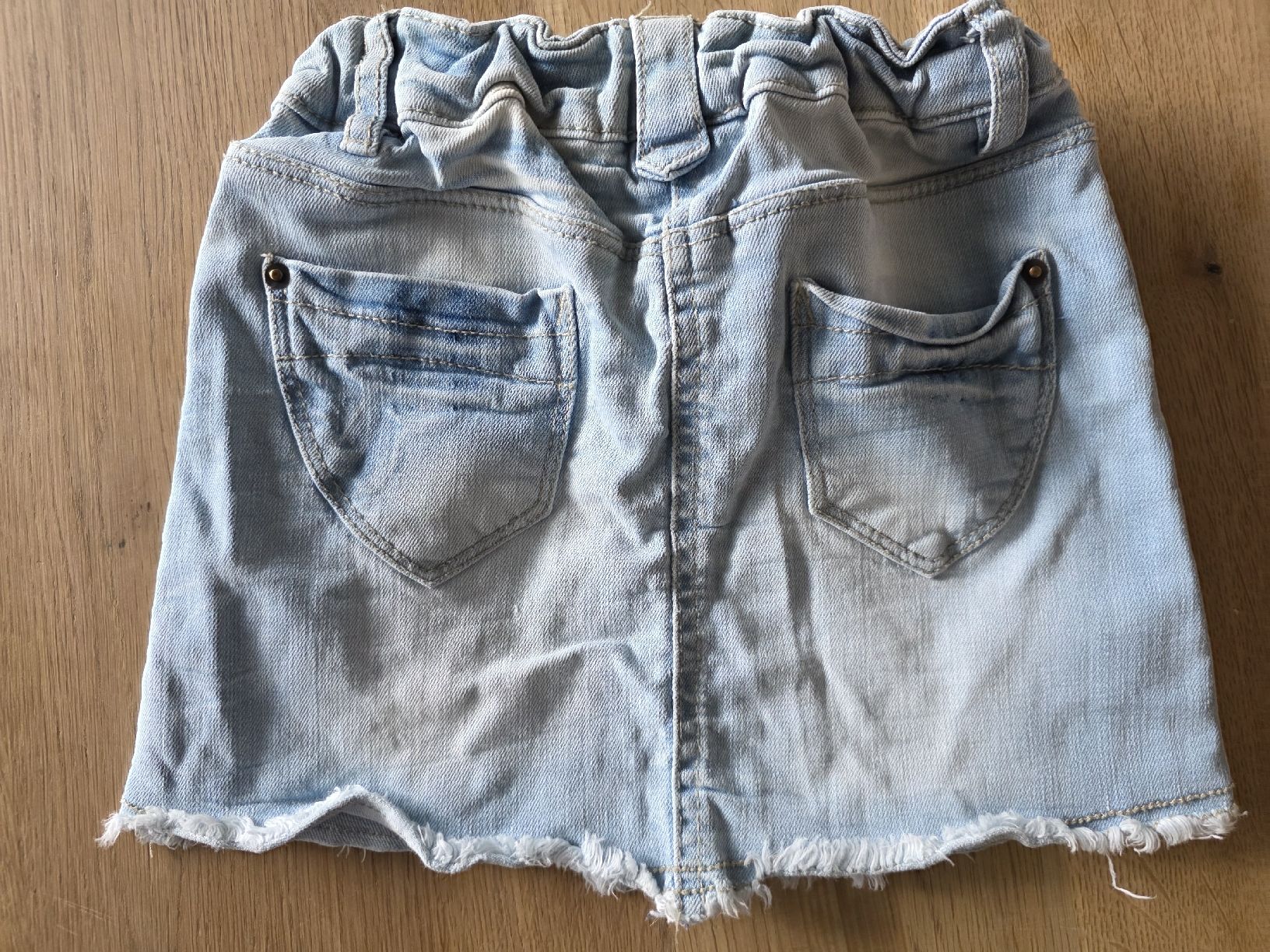 Vestiti & Gonne: Jeans Rock Grösse 110cm – Usato da Altstätten SG venduto da Carrybones 1