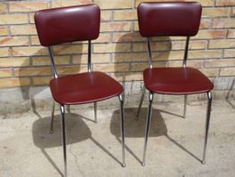 2 VINTAGE STÜHLE (KÜCHENSTÜHLE?)