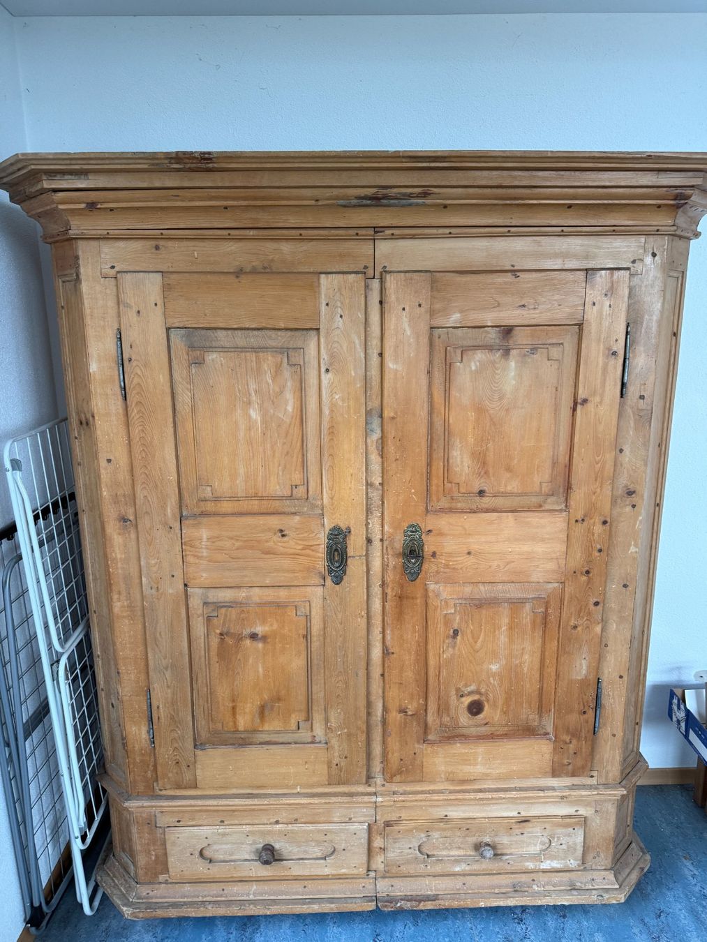 Schränke: Holzschrank / Bauernschrank – Gebraucht aus Heiden von Philipp5902