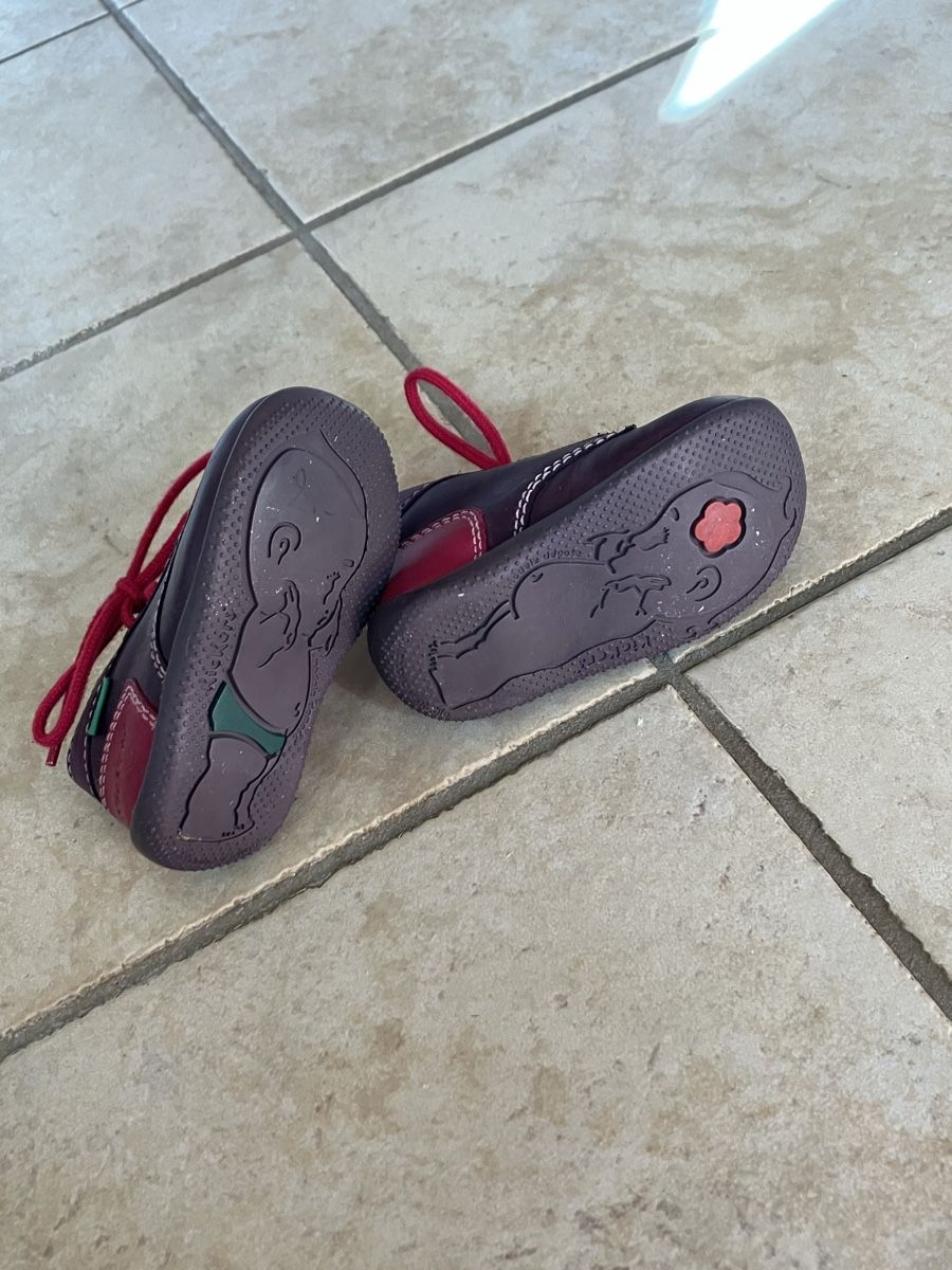 Scarpe per ragazzi: Chaussures Kickers 20 – Usato da Cerniaz VD venduto da estel_lev 1